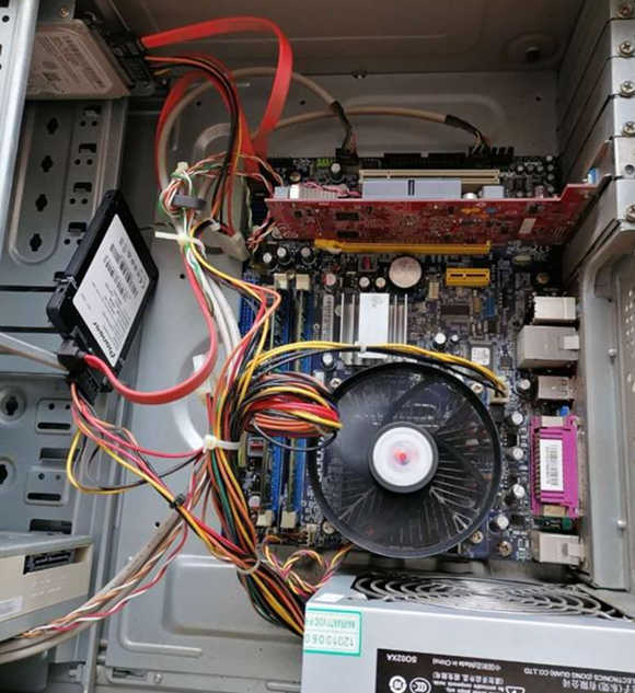 电脑硬件配置